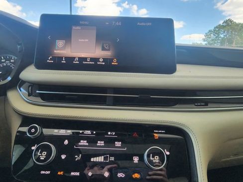 Used 2025 INFINITI QX60 Pure FWD image 38