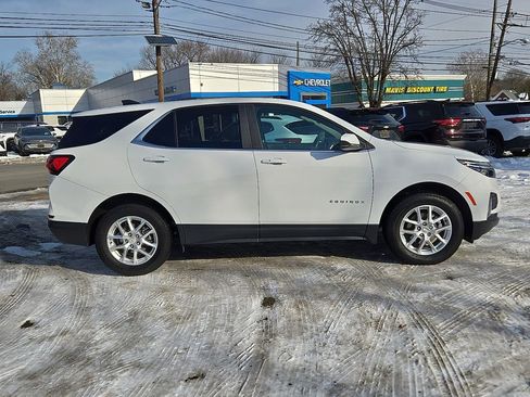 Used 2023 Chevrolet Equinox LT image 9