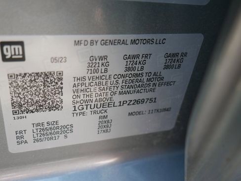 Used 2023 GMC Sierra 1500 AT4 w/ Technology Package image 32