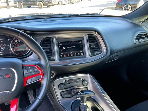 Certified 2023 Dodge Challenger SXT image 6