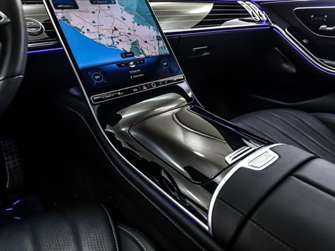 Used 2023 Mercedes-Benz S 500 4MATIC image 7