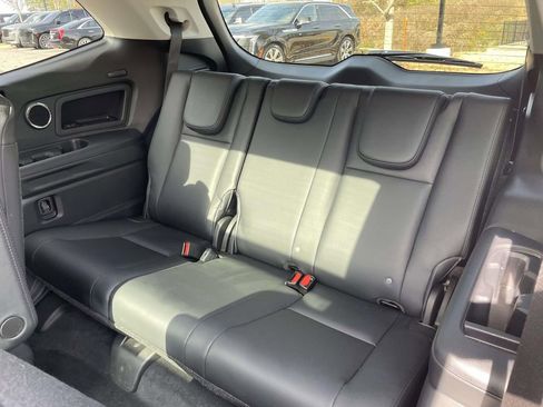 Certified 2025 Subaru Ascent Bronze Edition w/ Onyx Package image 12