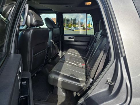 Used 2013 Ford Expedition Limited image 18
