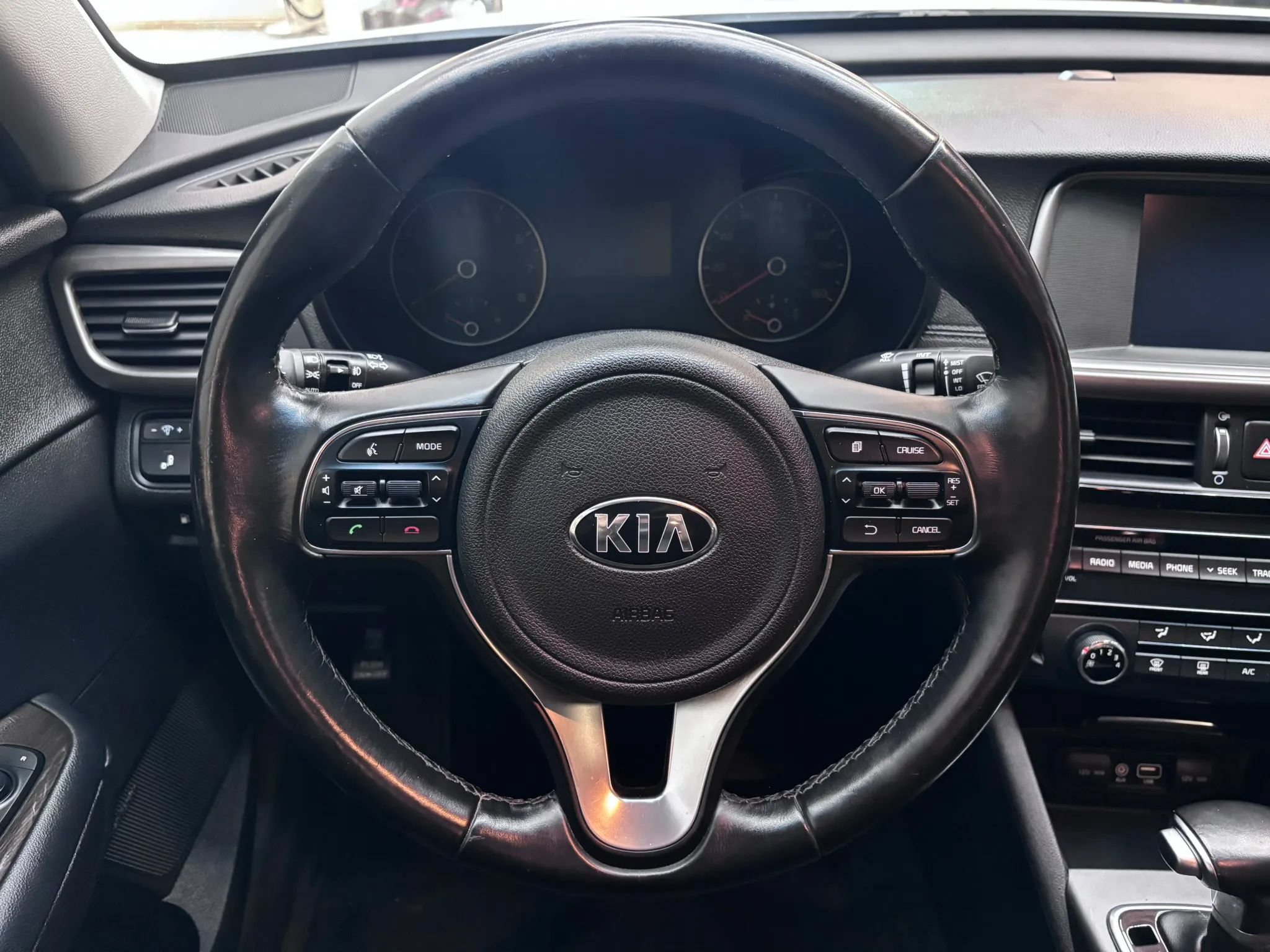 Used 2018 Kia Optima S FWD image 12