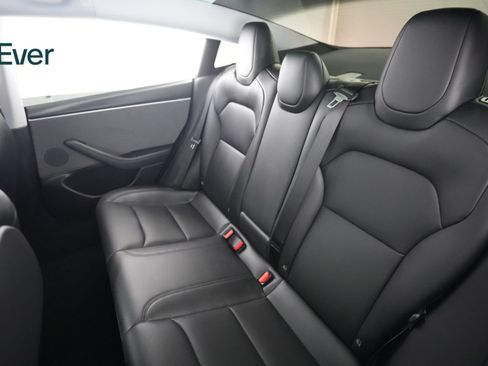 Used 2025 Tesla Model 3 RWD image 24