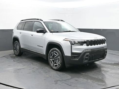 New 2026 Jeep Cherokee Laredo AWD/4WD image 7