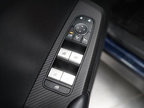 Used 2023 Mitsubishi Outlander SE image 18