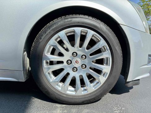 Used 2011 Cadillac CTS Performance RWD image 11