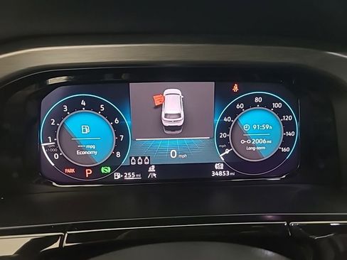 Used 2025 Volkswagen Atlas Cross Sport SE image 28