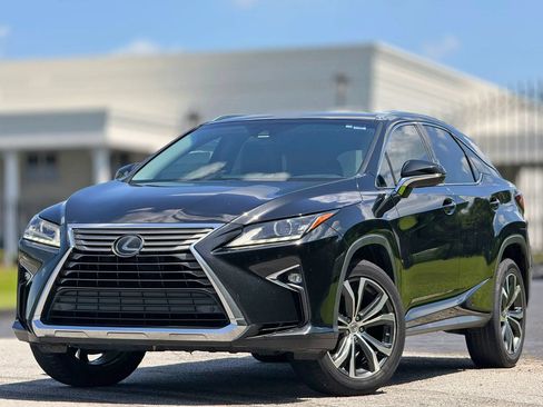 Used 2017 Lexus RX 350 FWD image 2