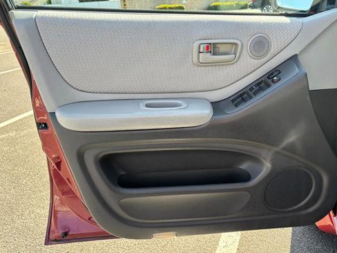 Used 2006 Toyota Highlander 2WD V6 image 17