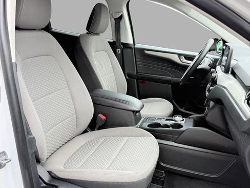 Used 2021 Ford Escape SE FWD image 30
