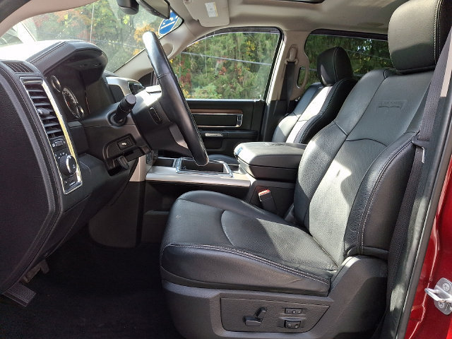 Used 2015 RAM 1500 Laramie w/ Convenience Group AWD/4WD image 14