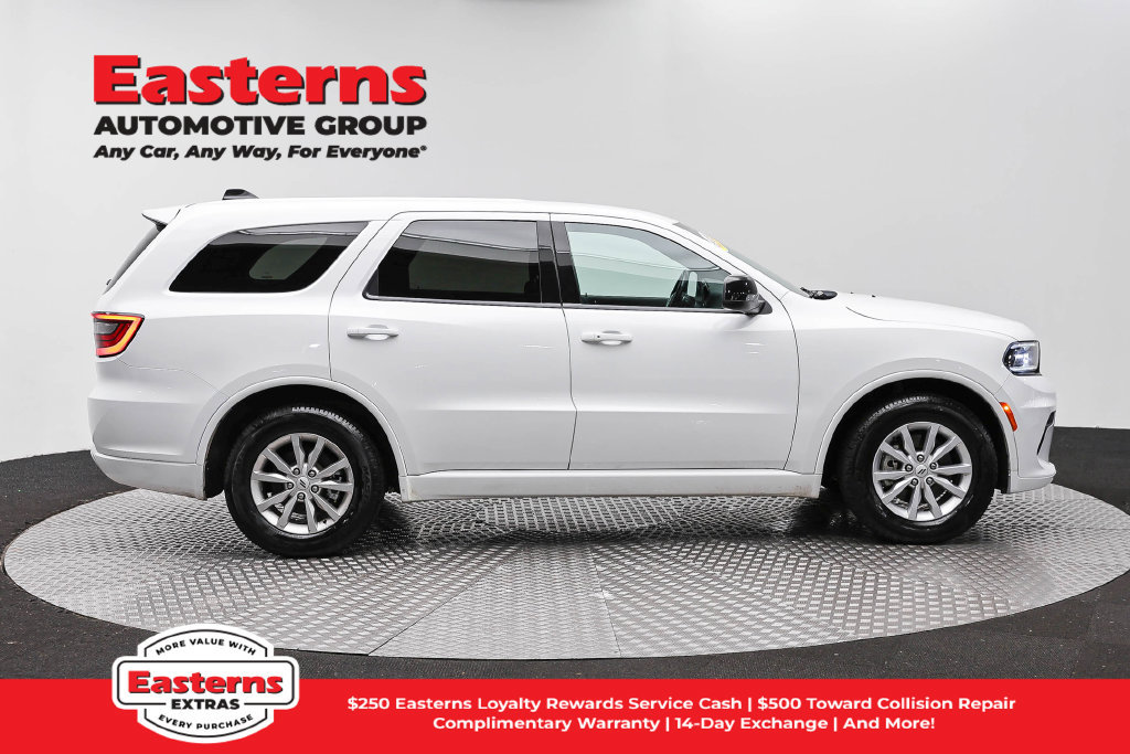Used 2025 Dodge Durango GT RWD image 5