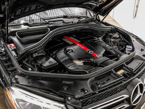 Used 2018 Mercedes-Benz GLE 43 AMG 4MATIC image 46