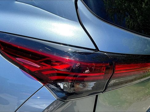 Used 2022 Toyota Highlander Platinum AWD/4WD image 24