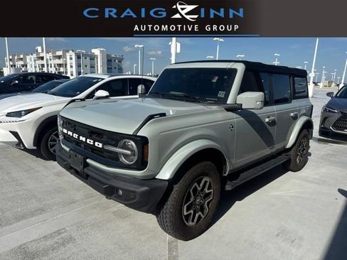 Used 2022 Ford Bronco Outer Banks AWD/4WD image 1