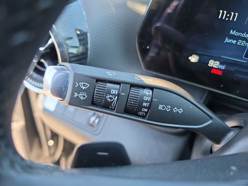 Certified 2025 Chevrolet Equinox LT w/ Convenience Package II FWD image 24