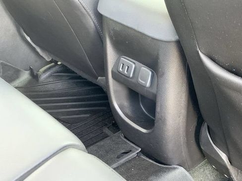 Used 2016 Chevrolet Colorado Z71 AWD/4WD image 35
