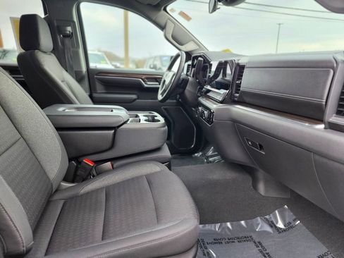 Used 2023 Chevrolet Silverado 1500 RST image 9