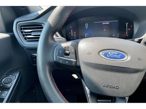 Used 2023 Ford Escape ST-Line w/ Tech Pack #1 AWD/4WD image 10