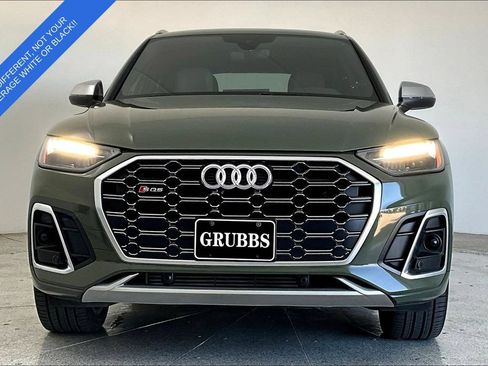 Used 2024 Audi SQ5 Premium w/ Convenience Package AWD/4WD image 3