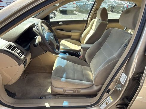 Used 2006 Honda Accord LX image 10
