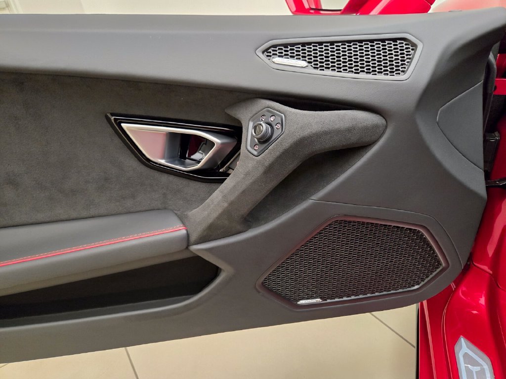 Used 2023 Lamborghini Huracan Tecnica RWD image 25