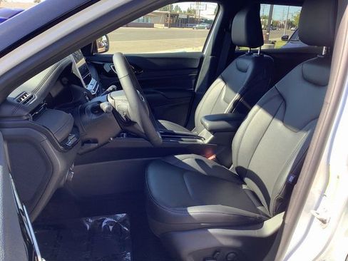 New 2026 Jeep Compass Limited image 8