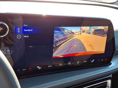 New 2026 Chevrolet Traverse LT image 20