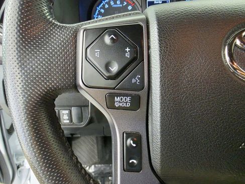 Used 2023 Toyota Tacoma TRD Off-Road w/ Technology Package AWD/4WD image 21