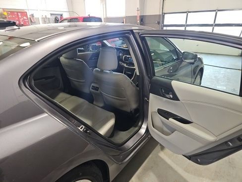 Used 2015 Honda Accord EX-L image 18