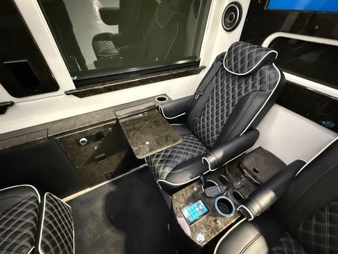 Used 2022 Mercedes-Benz Sprinter 3500 image 67