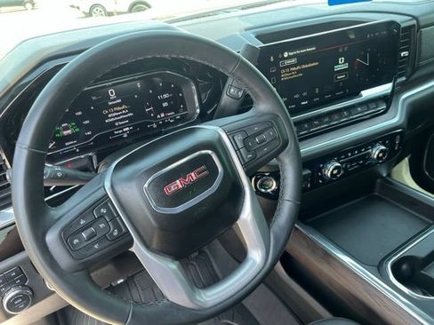 Used 2025 GMC Sierra 2500 SLT w/ Texas SLT Premium Package AWD/4WD image 14