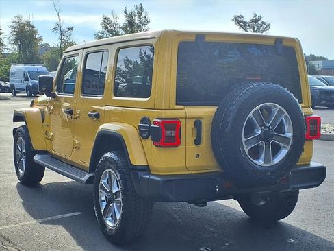 Certified 2020 Jeep Wrangler Unlimited Sahara w/ LED Lighting Group image 4