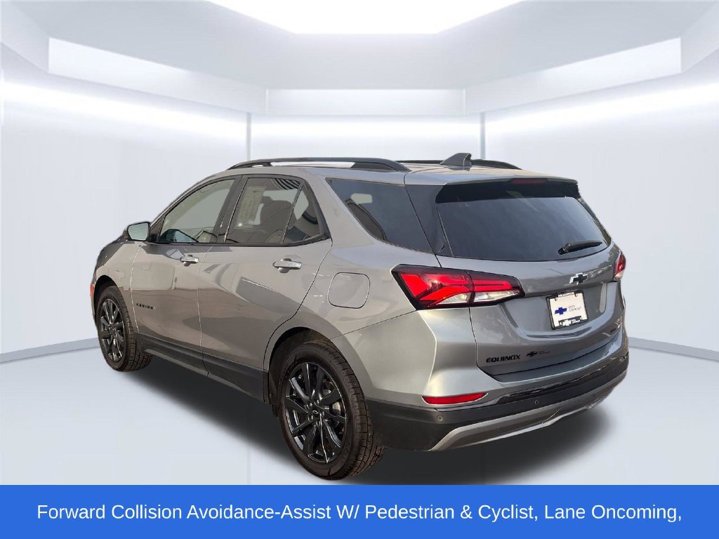 Used 2023 Chevrolet Equinox RS w/ LPO, Floor Liner Package AWD/4WD image 3