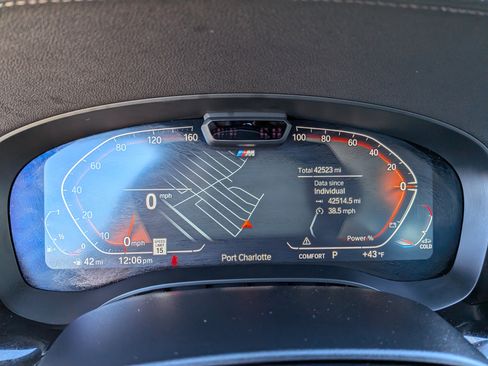 Used 2023 BMW 540i xDrive w/ Executive Package image 30