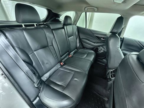 Used 2021 Subaru Outback Limited image 30