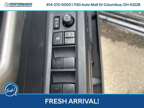 Used 2023 Toyota Tundra Limited image 13