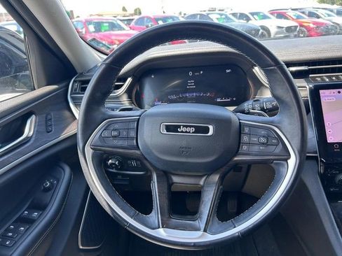 Used 2022 Jeep Grand Cherokee L Limited image 14