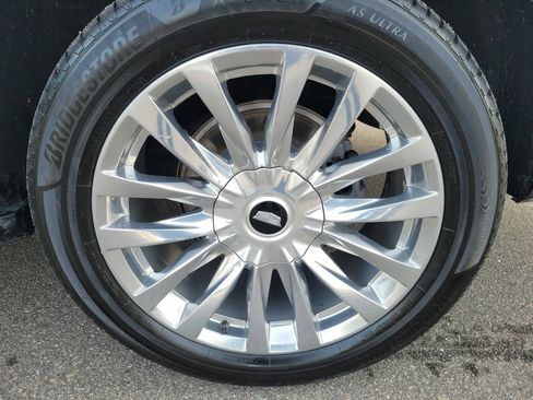 Used 2022 Cadillac Escalade Premium Luxury image 23