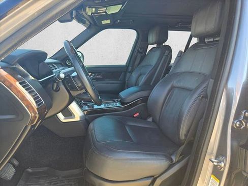 Used 2020 Land Rover Range Rover HSE image 13