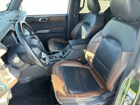 Used 2023 Ford Bronco Outer Banks w/ Sasquatch Package AWD/4WD image 22