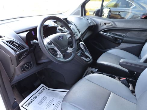Used 2017 Ford Transit Connect XL image 7