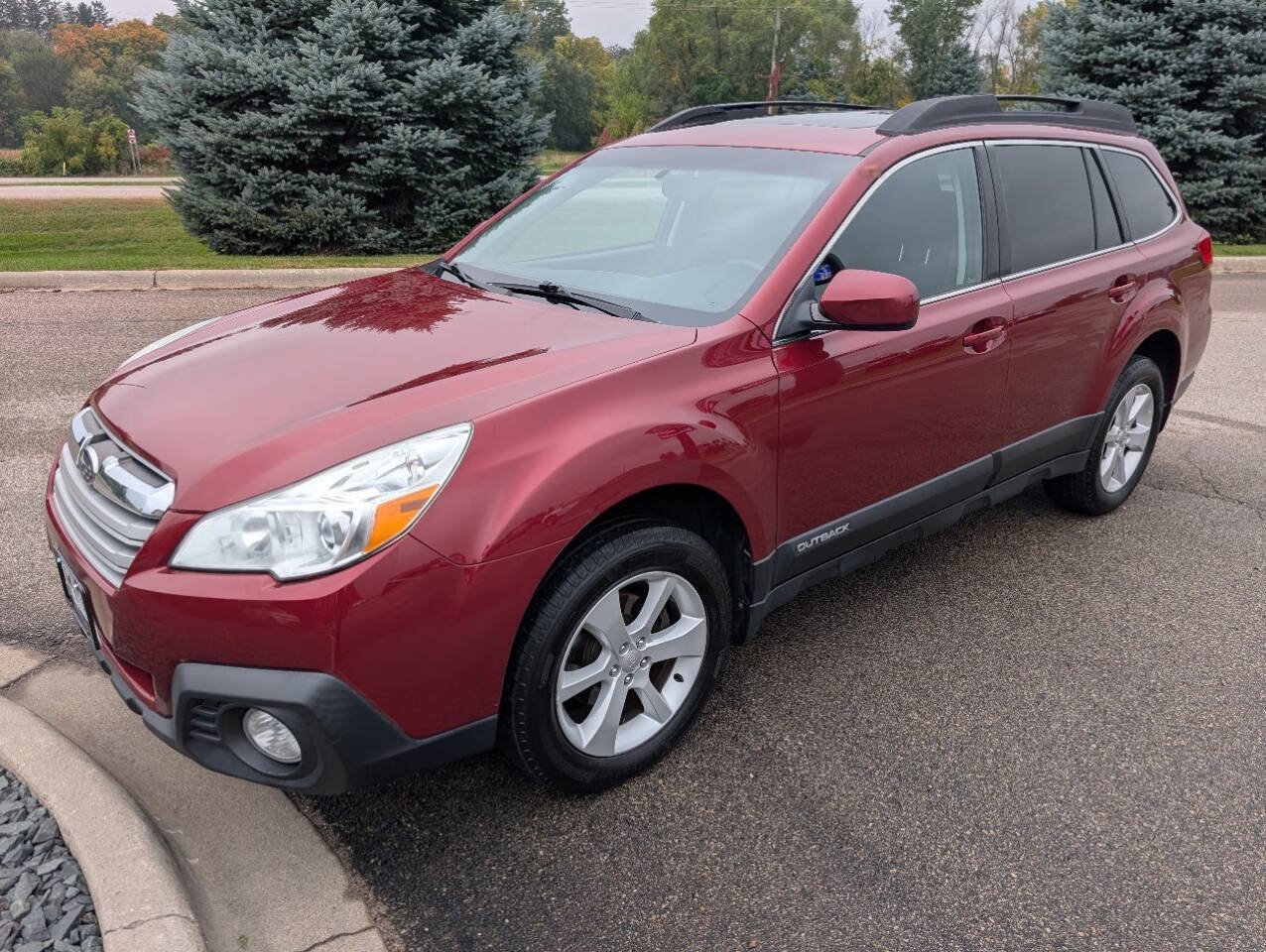 Used 2014 Subaru Outback 2.5i Premium AWD/4WD image 5