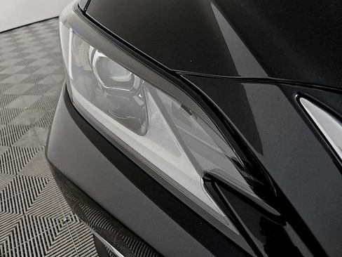 Used 2024 Lexus ES 300h 300h image 11