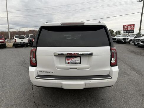 Used 2017 GMC Yukon XL Denali w/ Open Road Package image 6