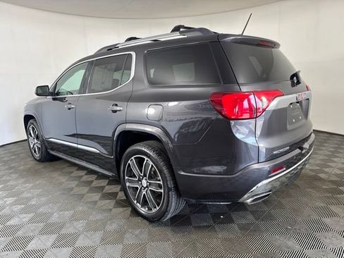Used 2017 GMC Acadia Denali w/ Technology Package AWD/4WD image 6