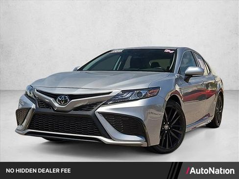 Used 2024 Toyota Camry XSE FWD image 1