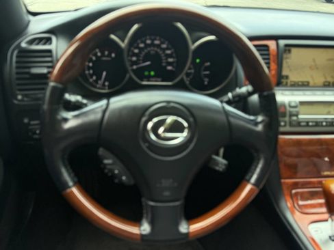 Used 2007 Lexus SC 430 Convertible RWD image 28